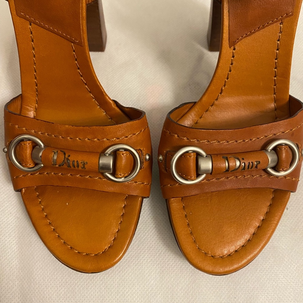 Authentic Dior heels - Picture 4 of 10